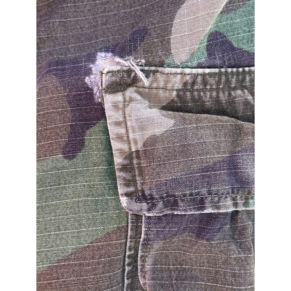 Vintage US Military Woodland Camo Cargo Shorts Ripstop Small Regular Adjustable - Picture 3 of 4